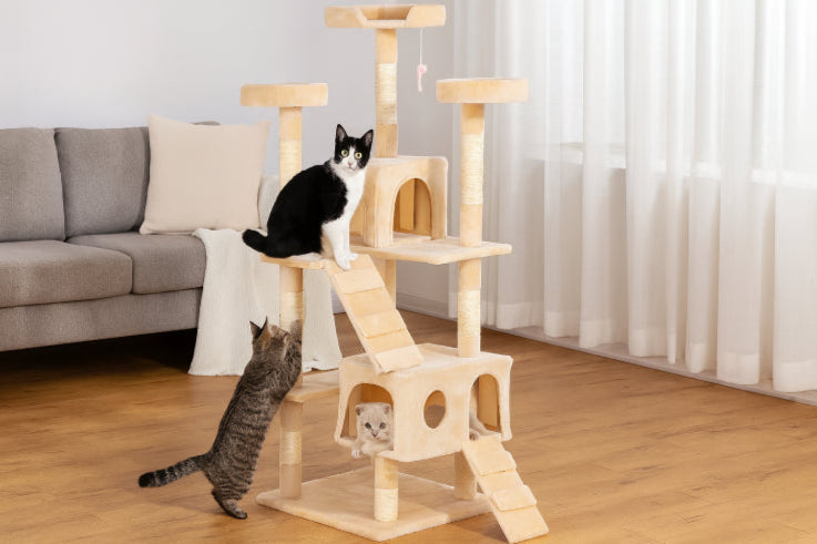 arbre a chat beige avec 2 niches salon