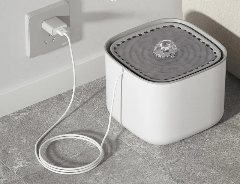 Fontaine d'eau chat - ChatMour