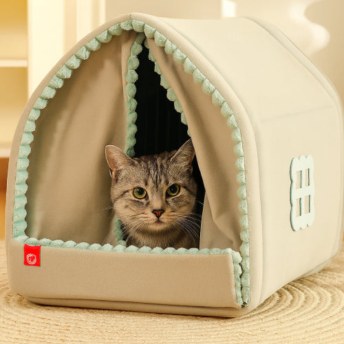 Niche intérieur hiver pour chat fermer